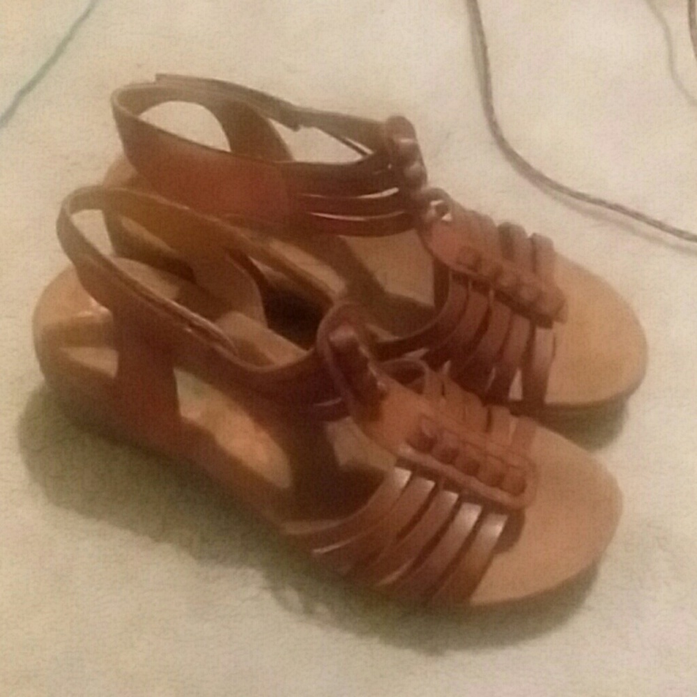 Baretraps Memory Foam Sandals